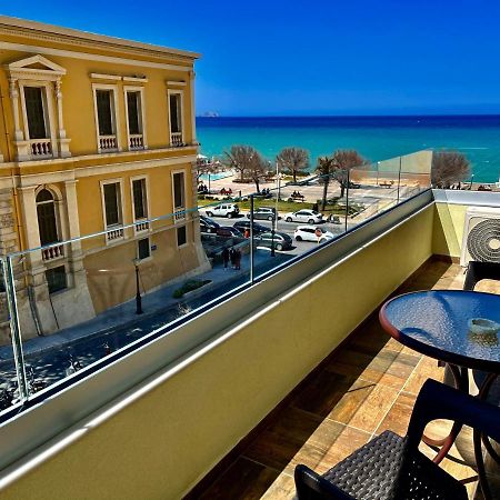 Blue Elegance City Center Heraklion Apartment エクステリア 写真