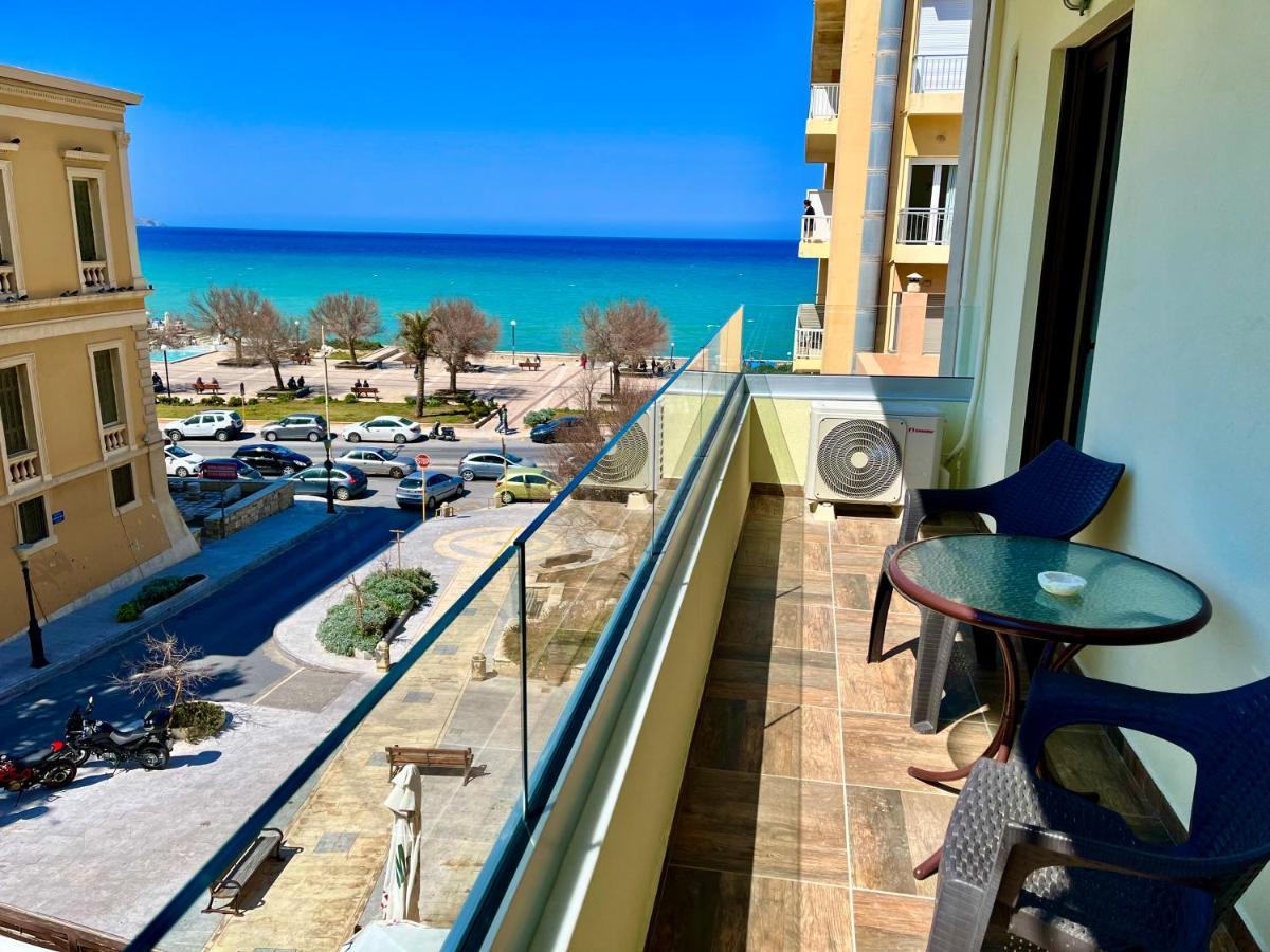 Blue Elegance City Center Heraklion Apartment エクステリア 写真