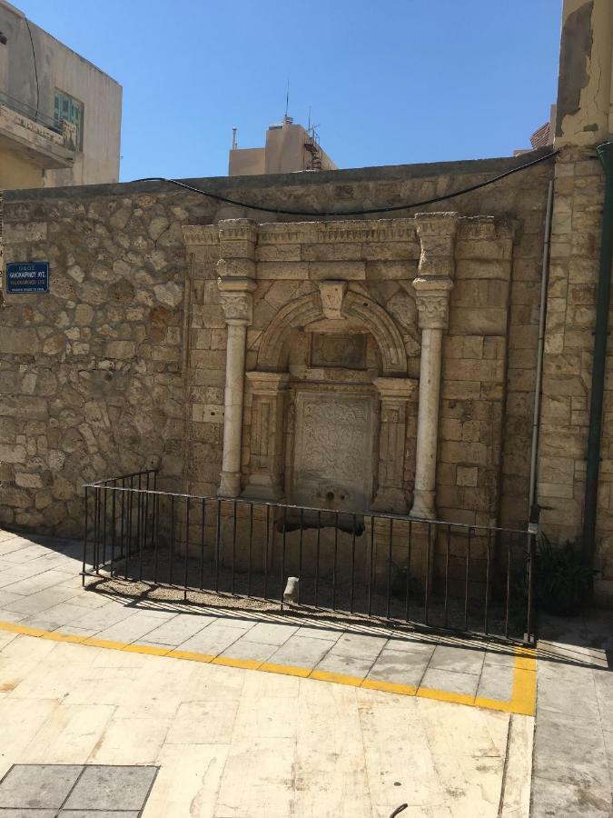 Blue Elegance City Center Heraklion Apartment エクステリア 写真